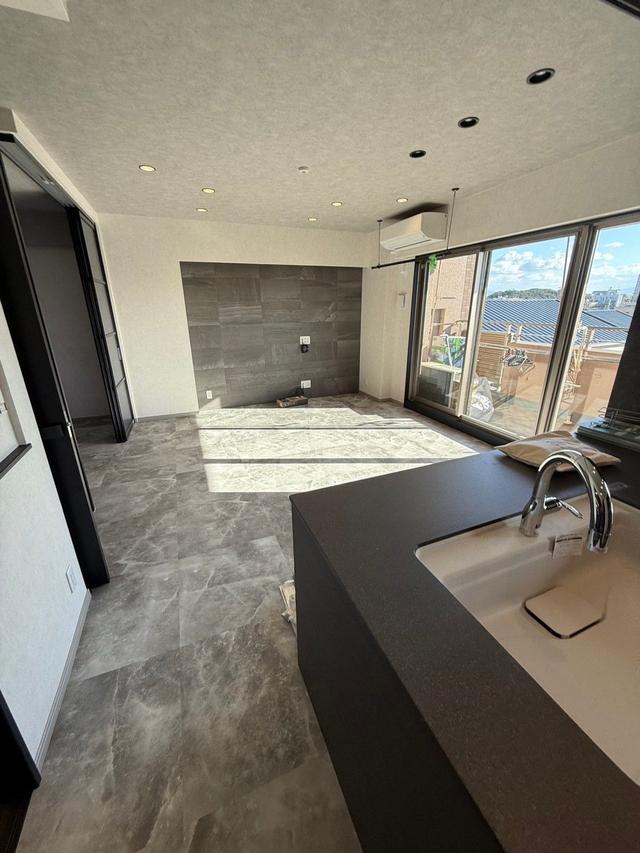 renovationImage