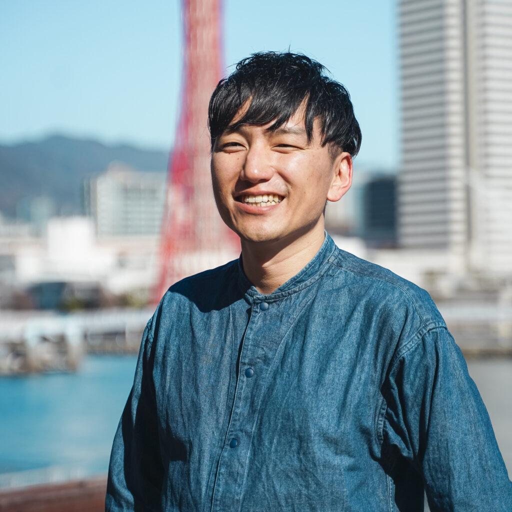 開原 崇友(かいはら たかとも)